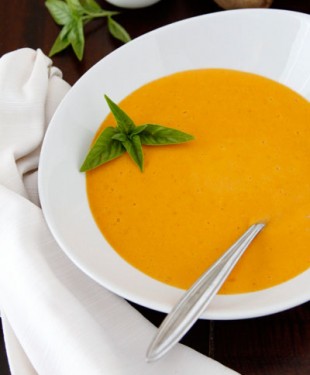 tableart_etiquette_eating_soup