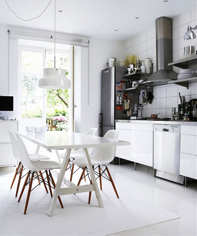 tableart_eames_side_chair_b