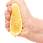 tableart_squeezing-a-lemon